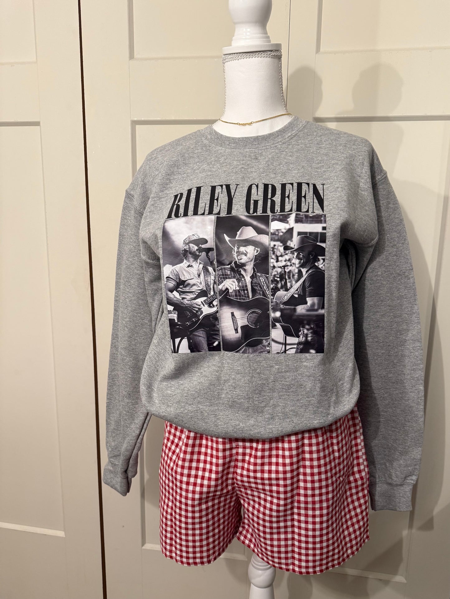 Riley Green Graphic Crewneck