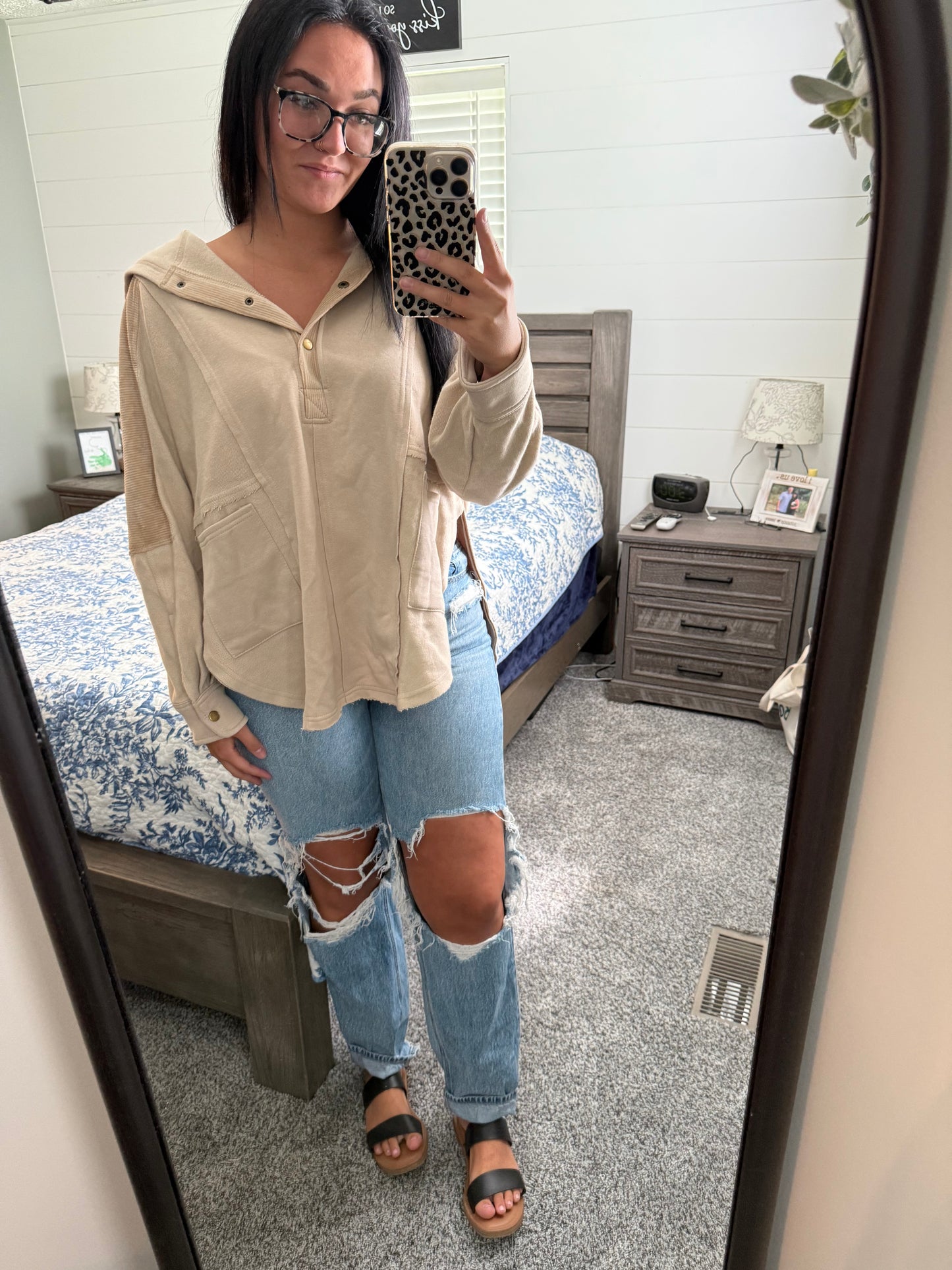 Dove Pullover