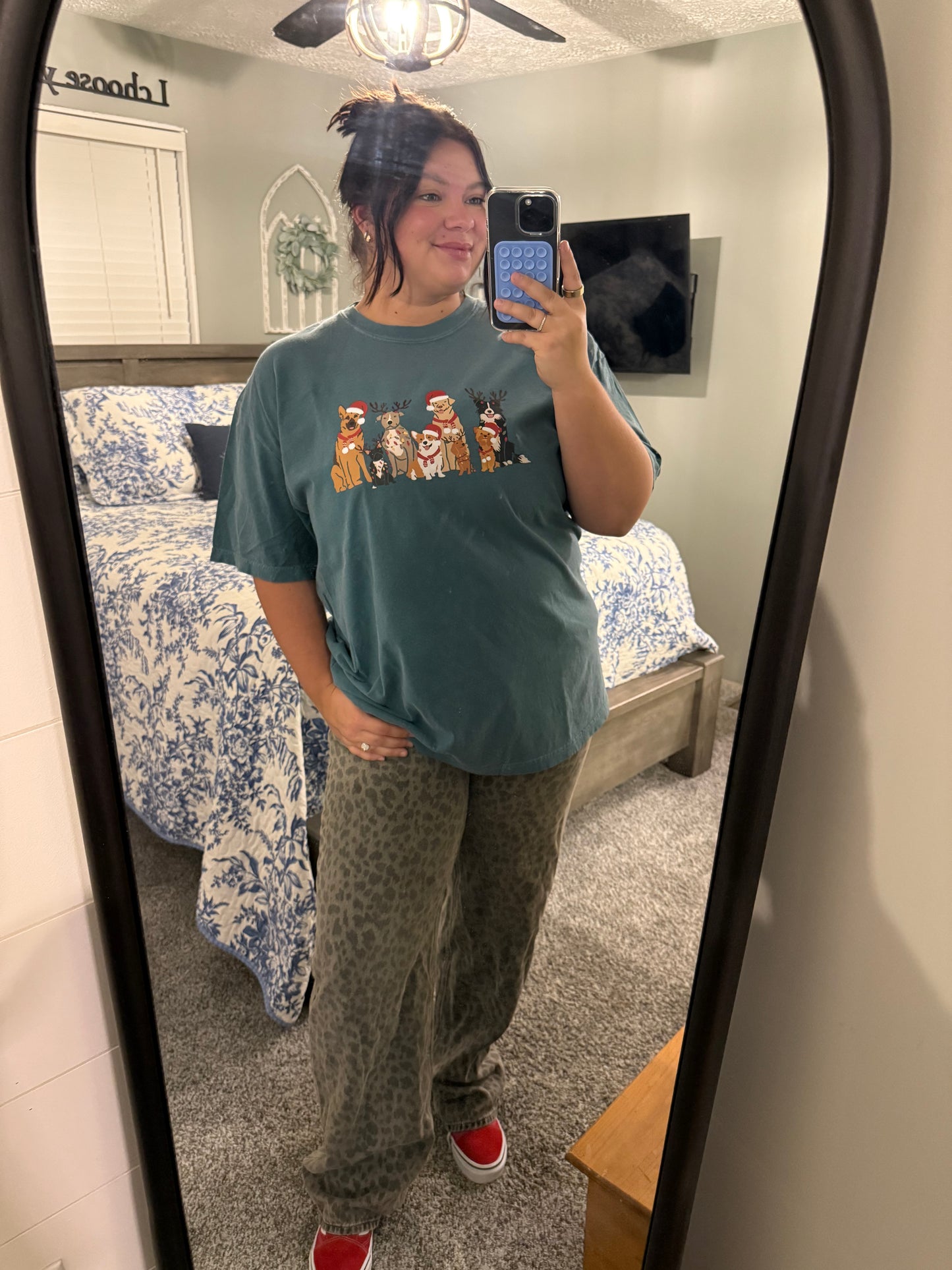 HoliDOG Graphic Tee