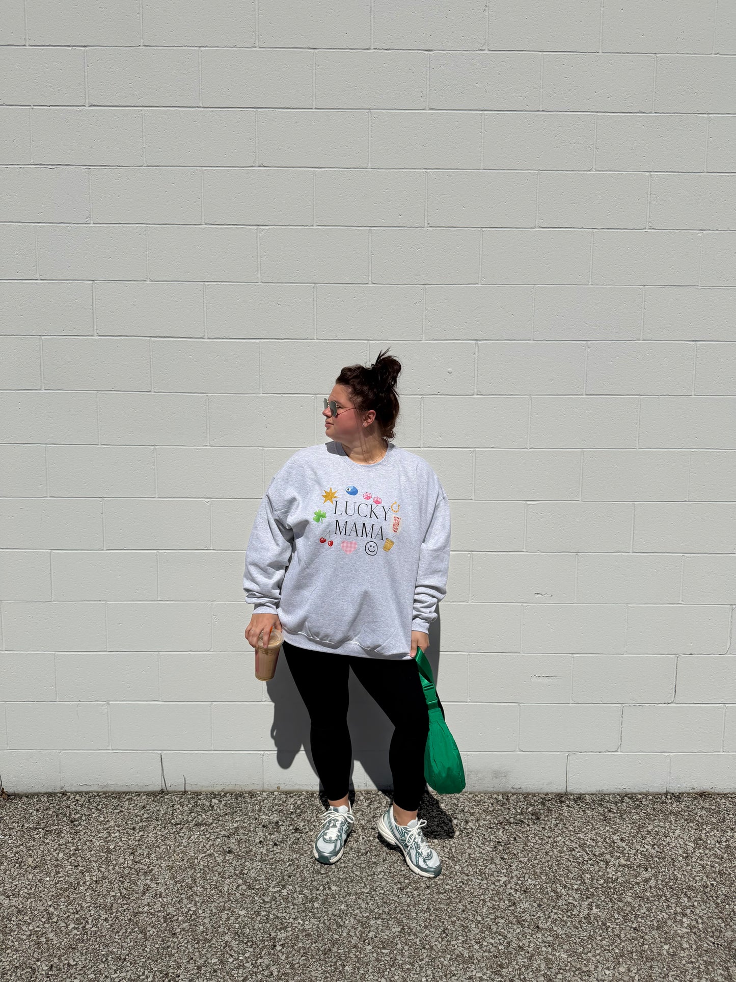 LUCKY MAMA CREWNECK