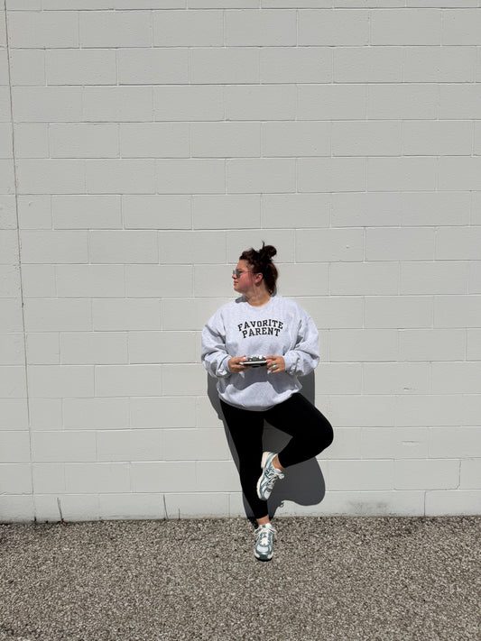 FAVORITE PARENT CREWNECK