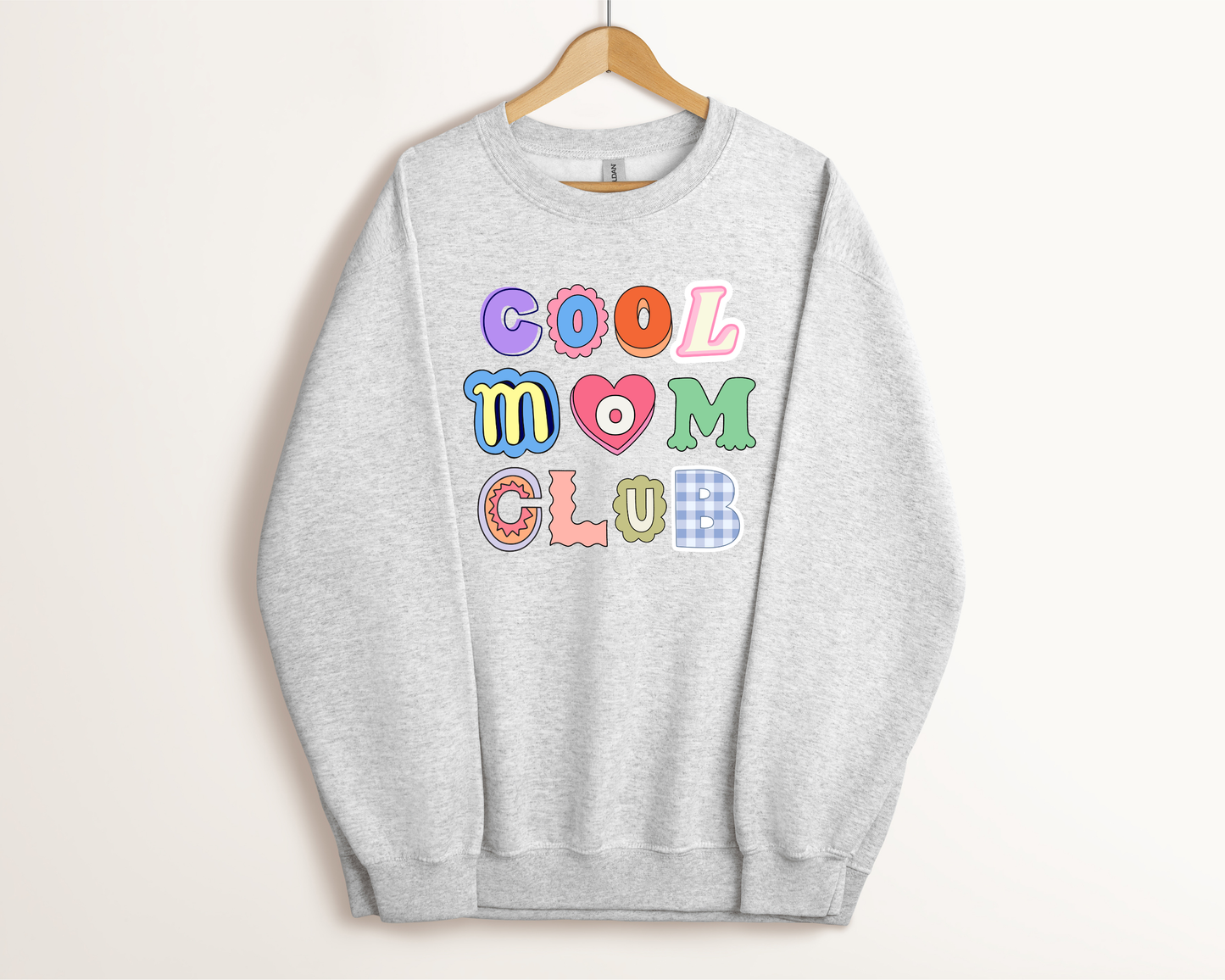 COOL MOMS CLUB crewneck