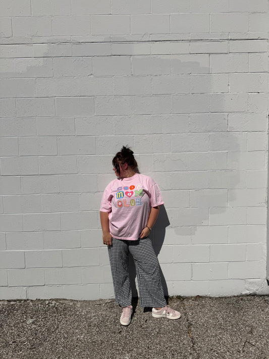 COOL MOMS CLUB Graphic Tee