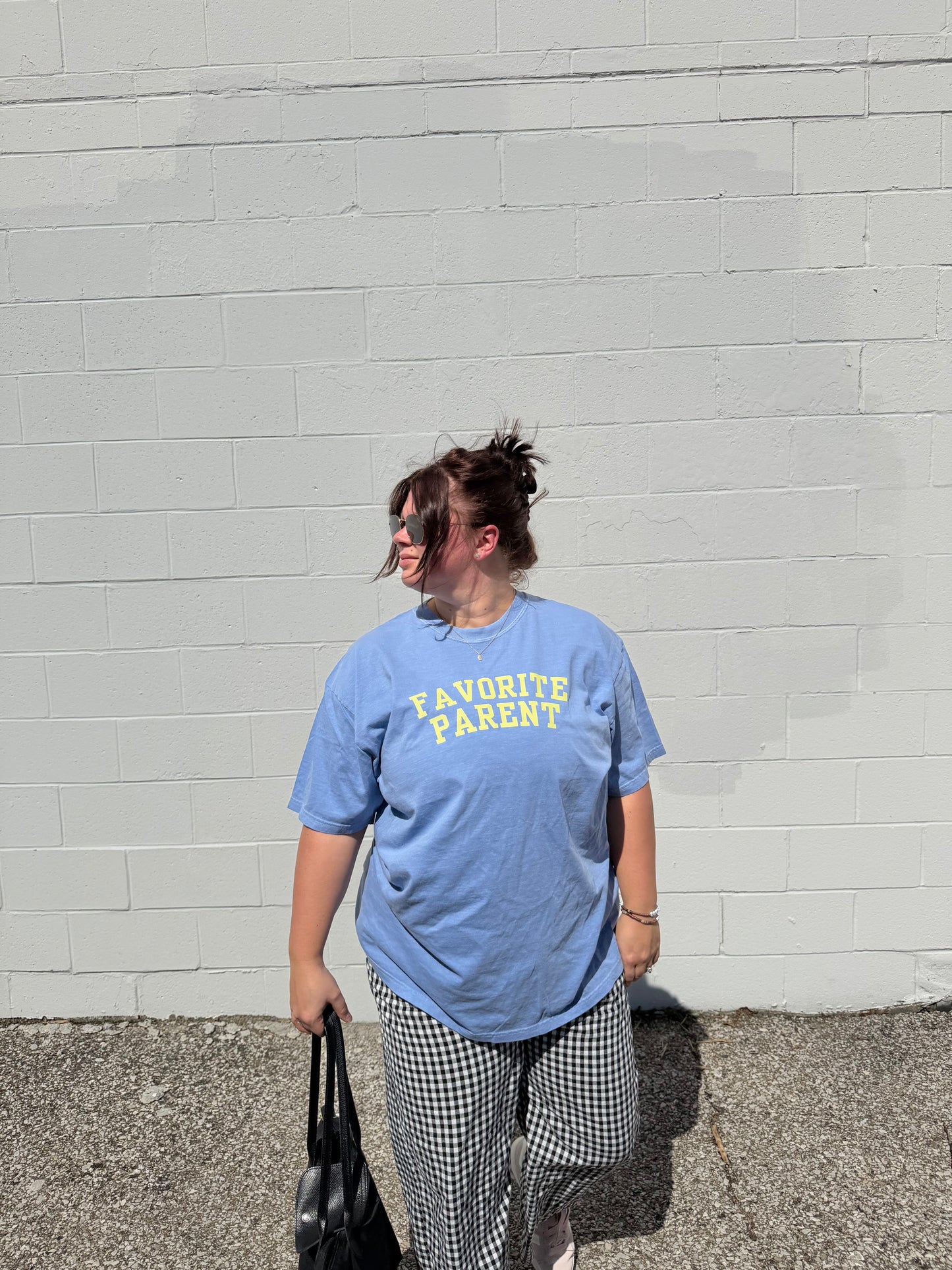 FAVORITE PARENT GRAPHIC TEE
