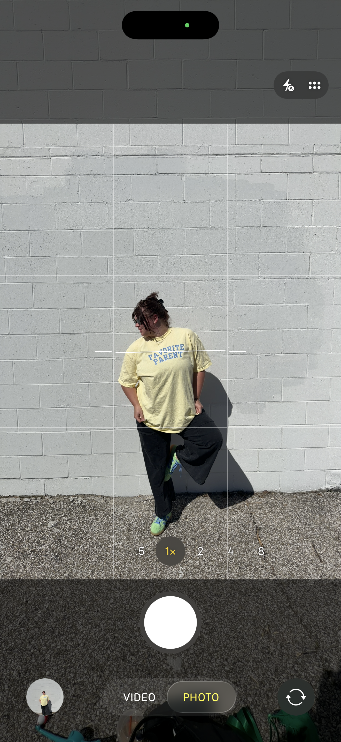 FAVORITE PARENT GRAPHIC TEE