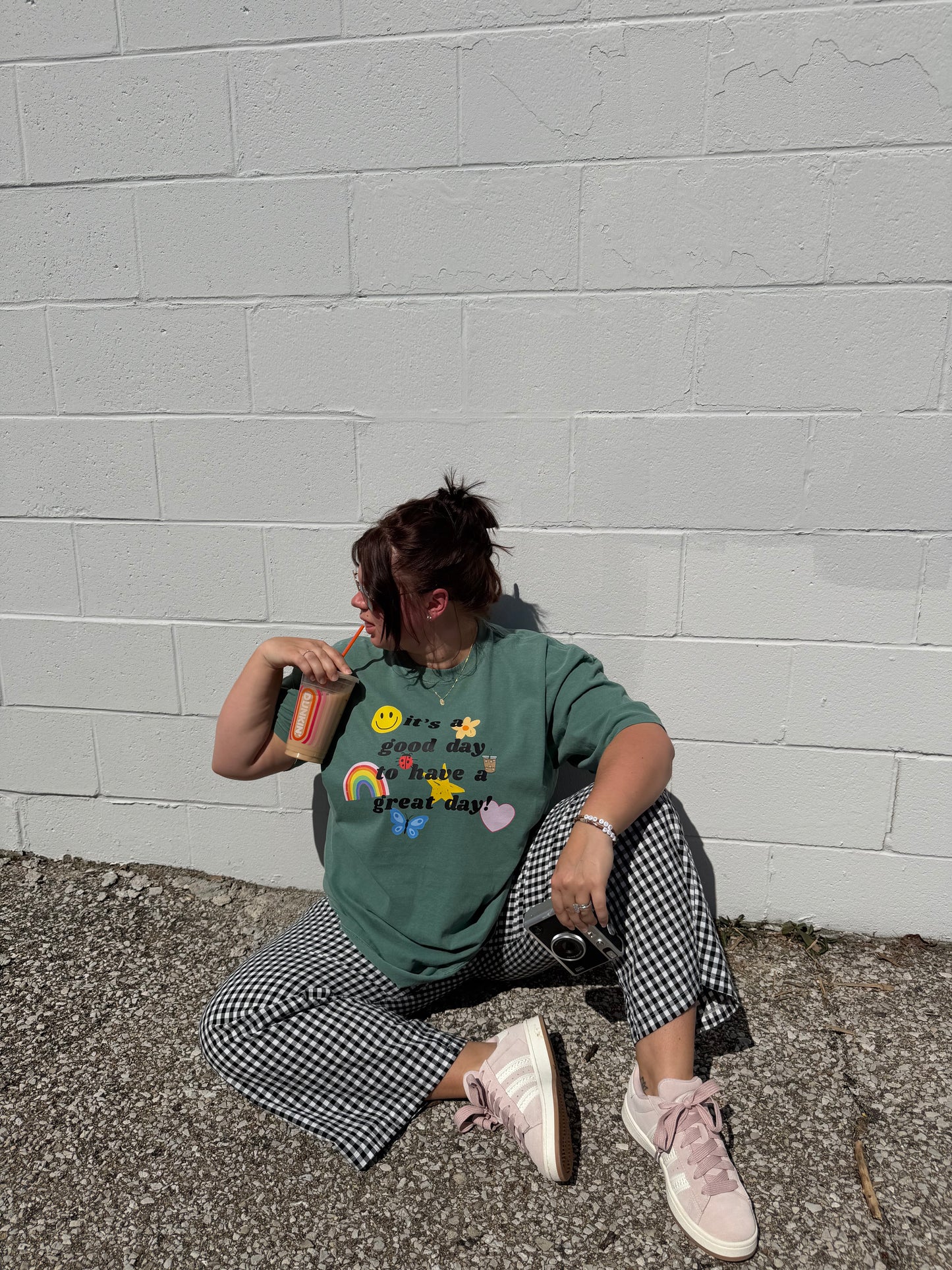 it's a good day to have a great day graphic tee