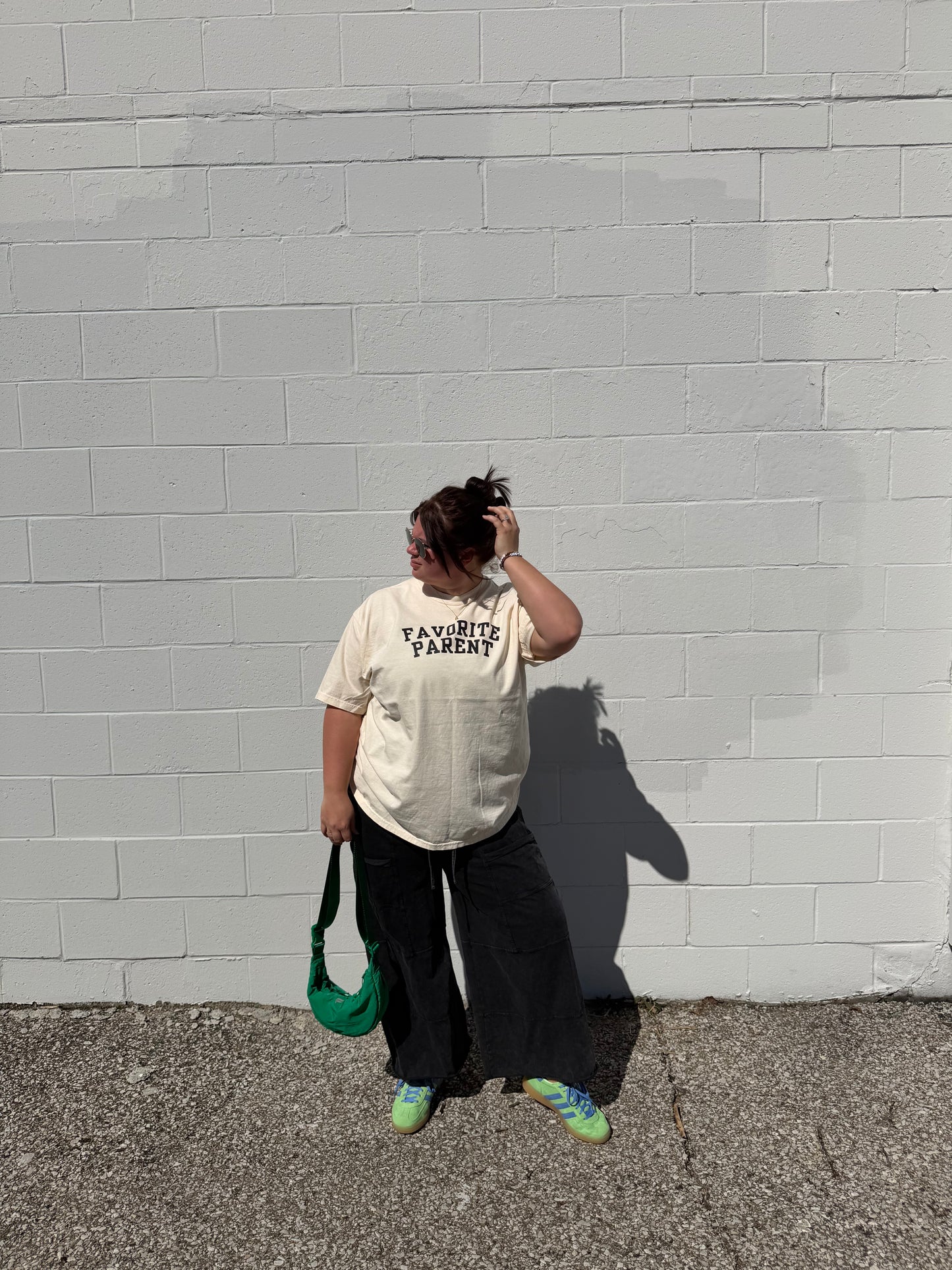 FAVORITE PARENT GRAPHIC TEE