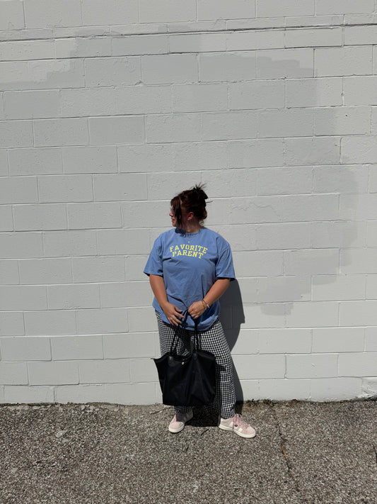 FAVORITE PARENT GRAPHIC TEE