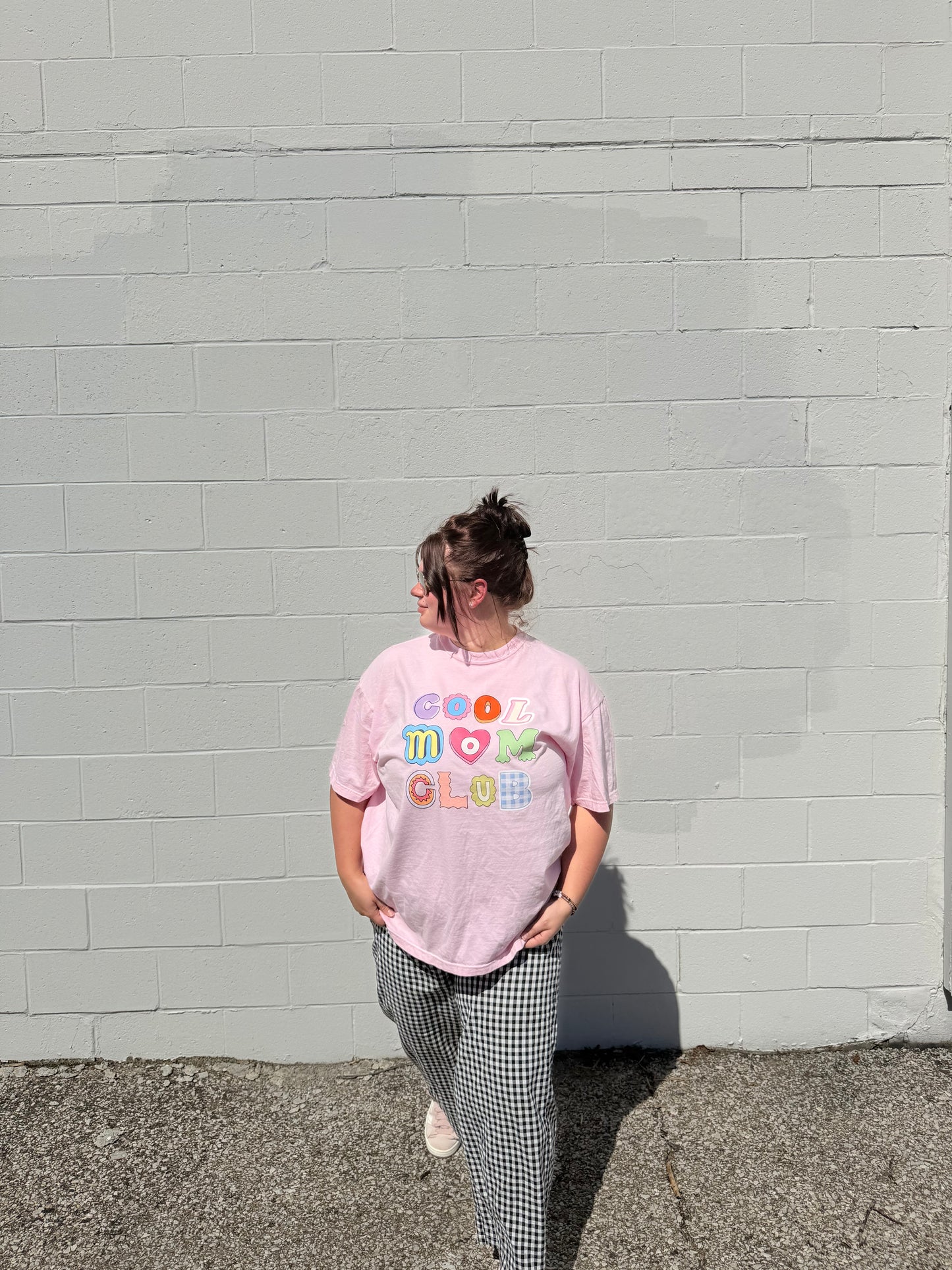 COOL MOMS CLUB Graphic Tee